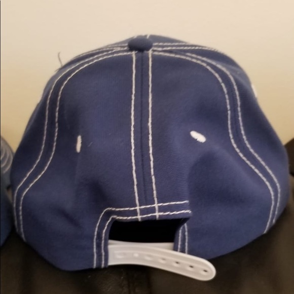 Lids maple leafs hat - Picture 2 of 2